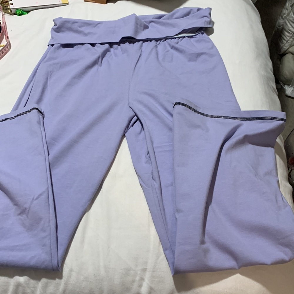 NWT Basic Concepts Capri Pants Size L